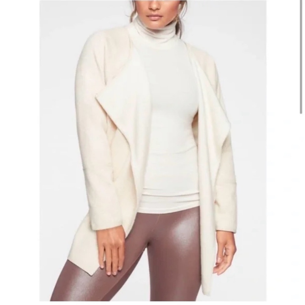 Athleta Cream Women's Cardigan Cozy Karma Size Small EUC